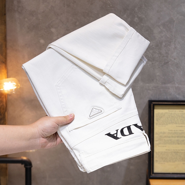 ブランドジーンズ正面デザイン